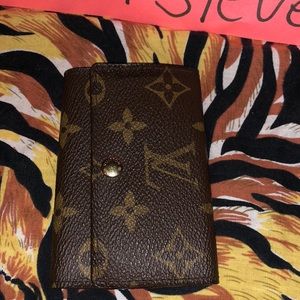 SOLD......Authentic LV 6 key holder.